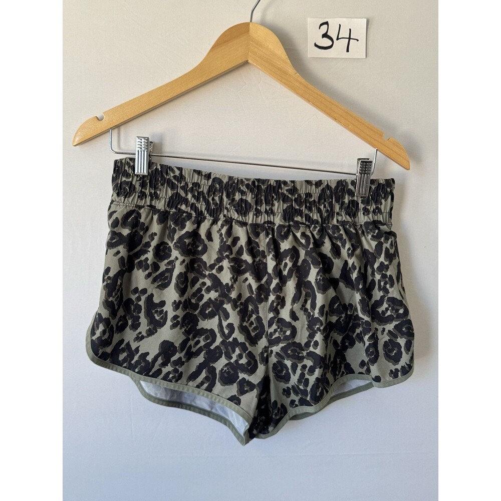 Victoria Sport Womens M Leopard Print Running Shorts Lined Athletic Workout